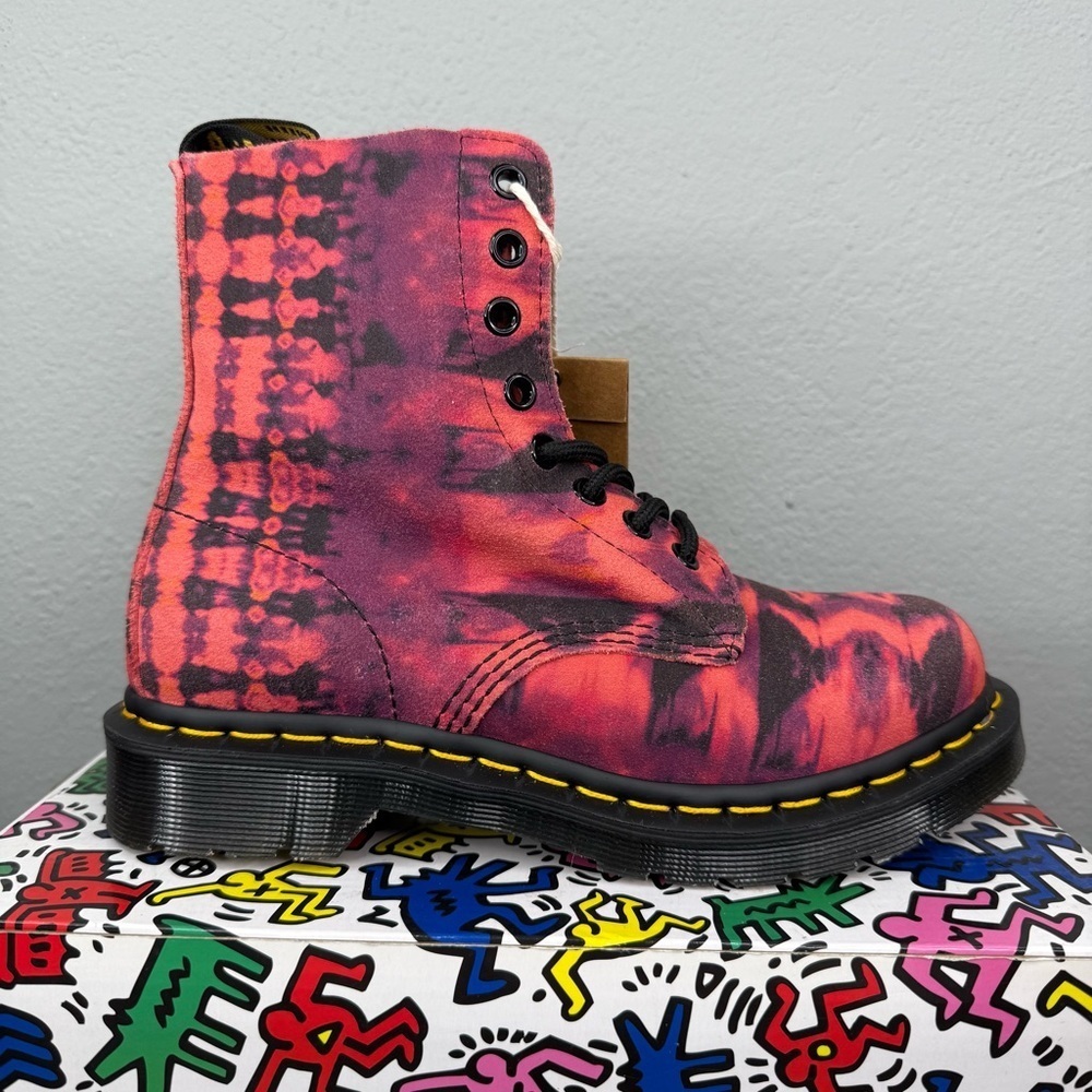 Dr. Doc Martens 1460 Pascal Tie Dye Lace Up Boot Women’s Size 6 US 27242 LA004 - Picture 2 of 11
